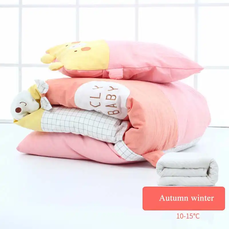 baby sleeping comforter