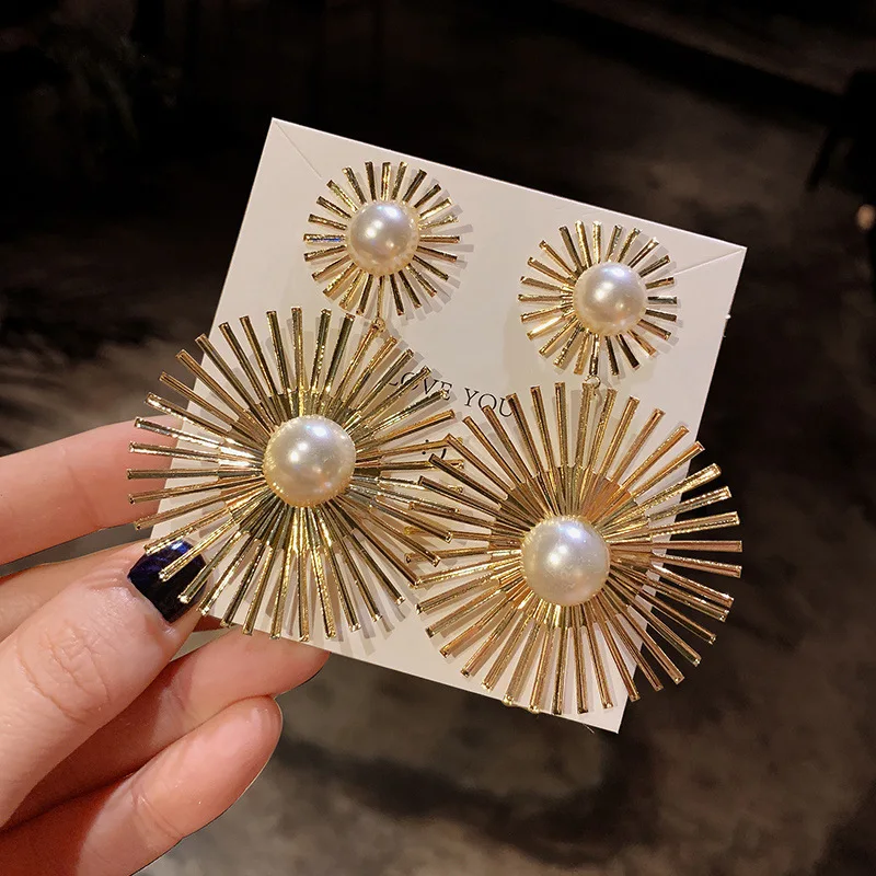 Pendant Earrings Korean Earrings geometric irregular round pendant earrings New trend fashionable simple temperament Women jewelry earrings