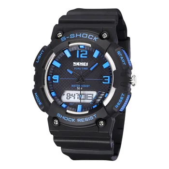

New Products Fashion Men Military Swimming Sports Watch Outdoor Fashion Quartz Waterproof Men Multi-function Watch Plastic Strap