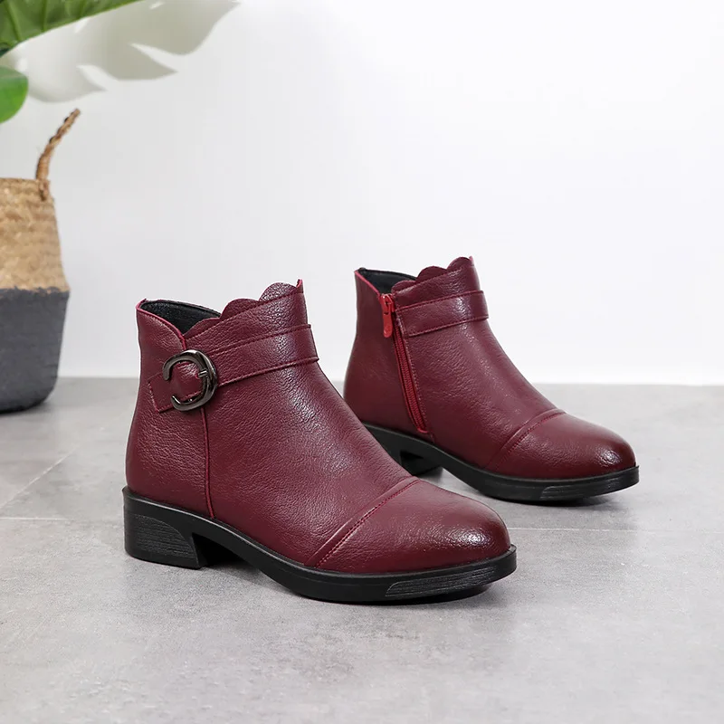 

2019 Genuine Leather Women's Snow Boots Fashion Warm Short fur plush Winter Ankle Boots Ladies Shoes mother large size boots 41