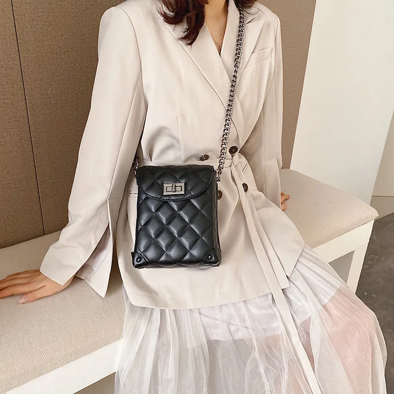 

2020 Spring New Style WOMEN'S Bag Rhombus Box Bag Chain Shoulder Lock Square Sling Bag Korean Version of the Package