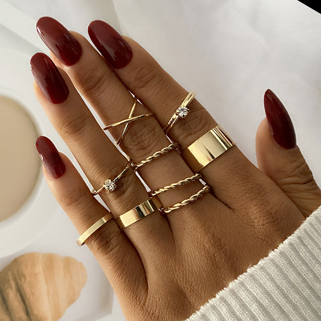 Gold Wide Chain Finger Ring Set Women's Vintage Hollow Irregular Big Love Heart Snake Knuckle Ring Bohemian Jewelry Gift