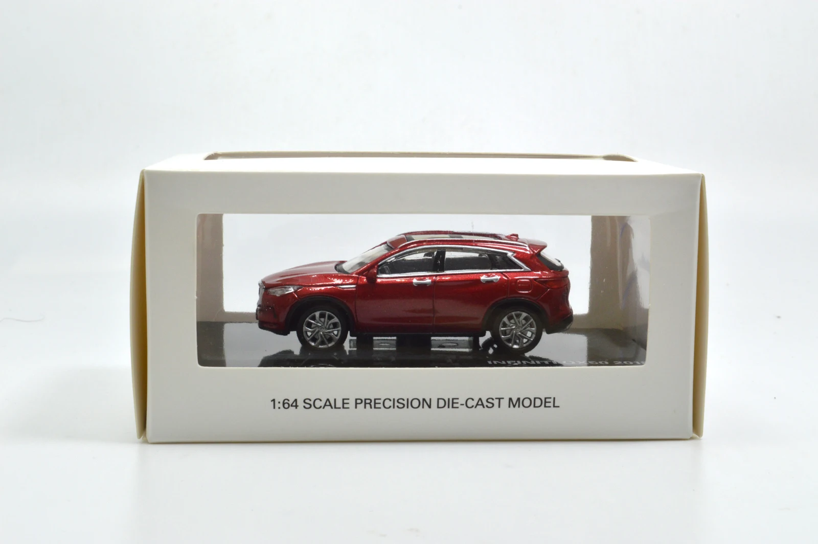 Модель Paudi 1/64 1: 64 масштаб Infiniti QX50 красный литье под давлением Модель автомобиля игрушки подарки для мальчиков и девочек