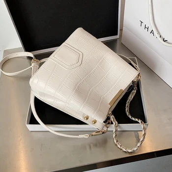 

2020 stone grain PU leather messenger bag female bag trend shoulder bag female travel lady brand messenger bag