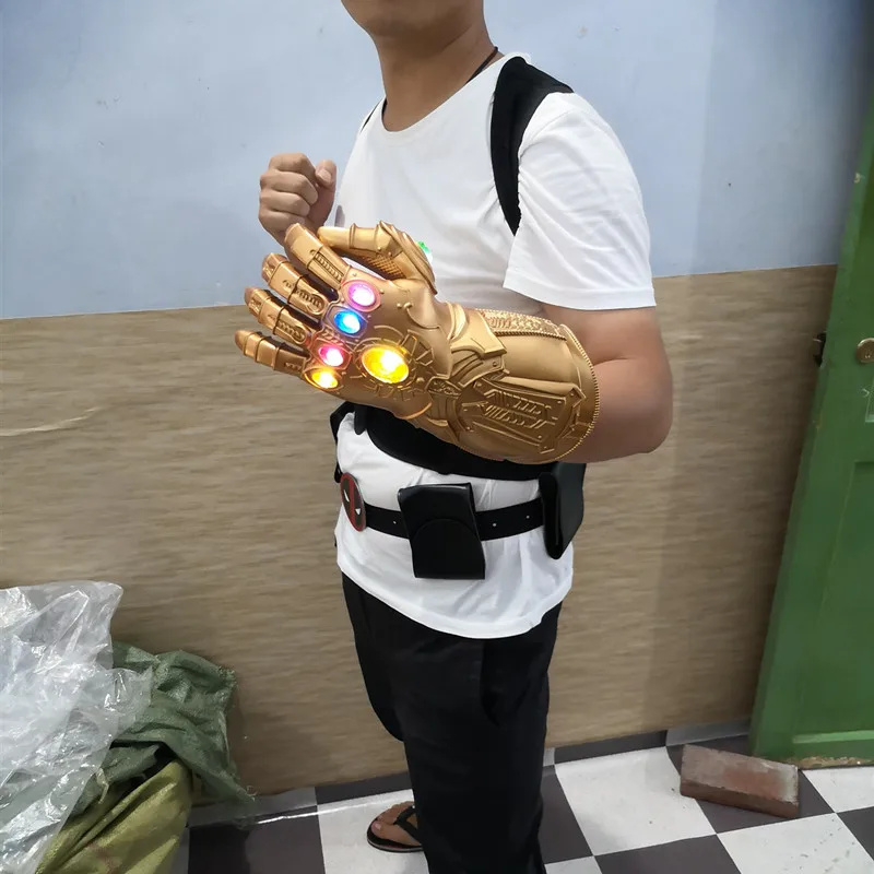 Thanos Infinity Gauntlet Superhero перчатки для косплея Железного Человека СВЕТОДИОДНЫЙ перчатки для детей и взрослых Новинка