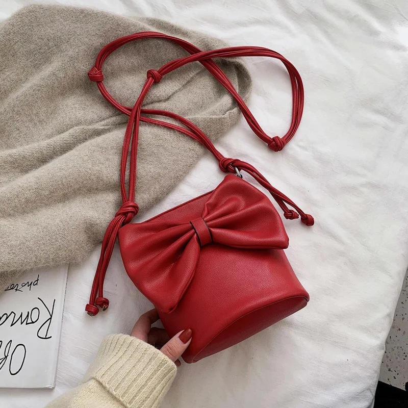 

Women's Fashion Simple Shoulder Bag Messenger Bag