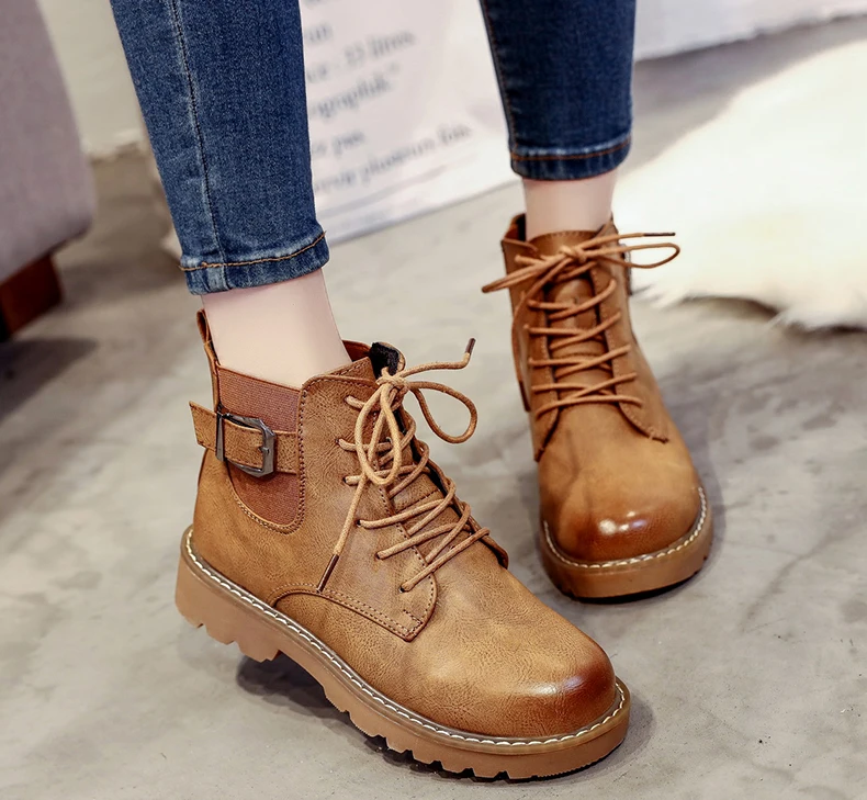 

LMCAVASUN PU Leather thick motorcycle boots platform round toe metal rivets lace up ankle boots