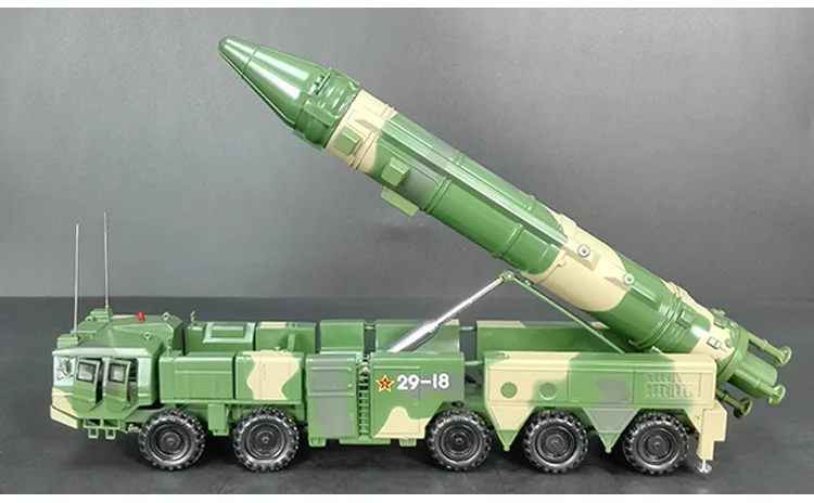 1:35 Dongfeng 21C сплав модель автомобиля ракеты бронированный автомобиль военная армия Скад пусковая установка Моделирование Украшение сувенир