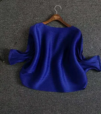 MIYAKE fold весна и осень стиль для женщин круглый вырез рукав летучая мышь складной свободный негабаритных Топ Футболка - Цвет: Синий