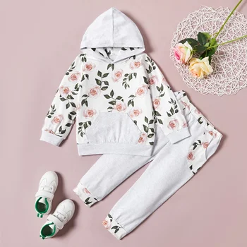 

PatPat New Arrival Autumn and Winter Spring 2-piece Baby Toddler Floral Hooded Pullover and Pants Set Children Clothing