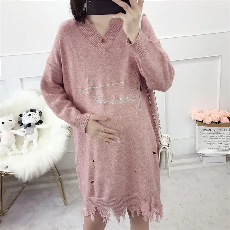 

2009 Photo Shoot Maternity Clothes Large Size Long Sleeve Pullover with Holes Lettered Fashion Sweater V-neck Lettered Mid-lengt
