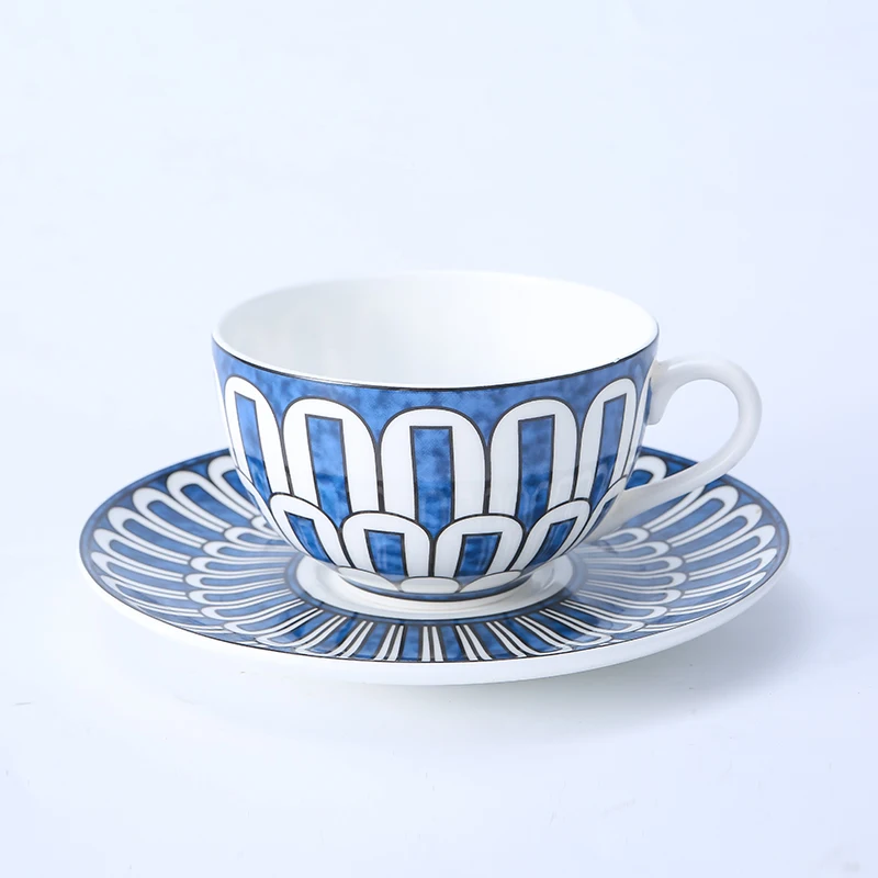 2cups and 2saucers8