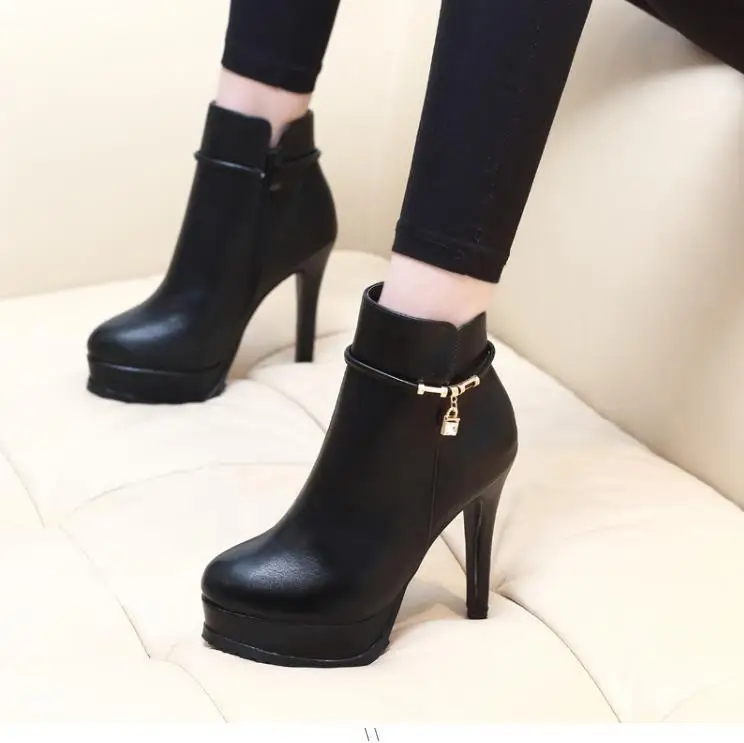 

Low Heels booties Clogs Platform Women's Rubber Boots Zipper Shoes Round Toe Bootee Woman 2019 Rain Rock Ankle High Heel Riding