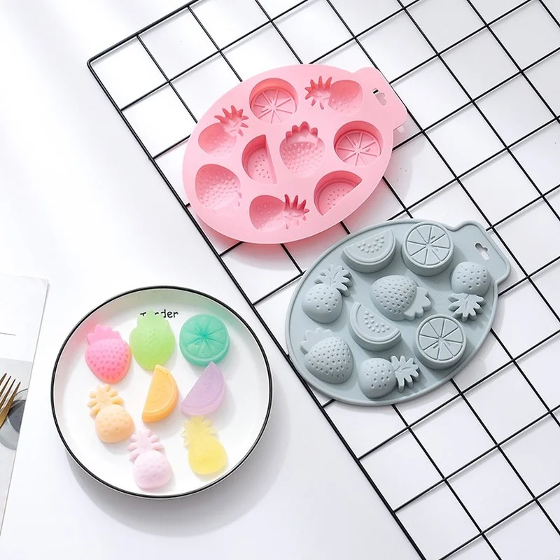 

Summer Style Candy Mold Strawberry/pineapple Fruit Shape Silicone Ice Cube Mold DIY Chocolate Baking Cake Decoration Tool