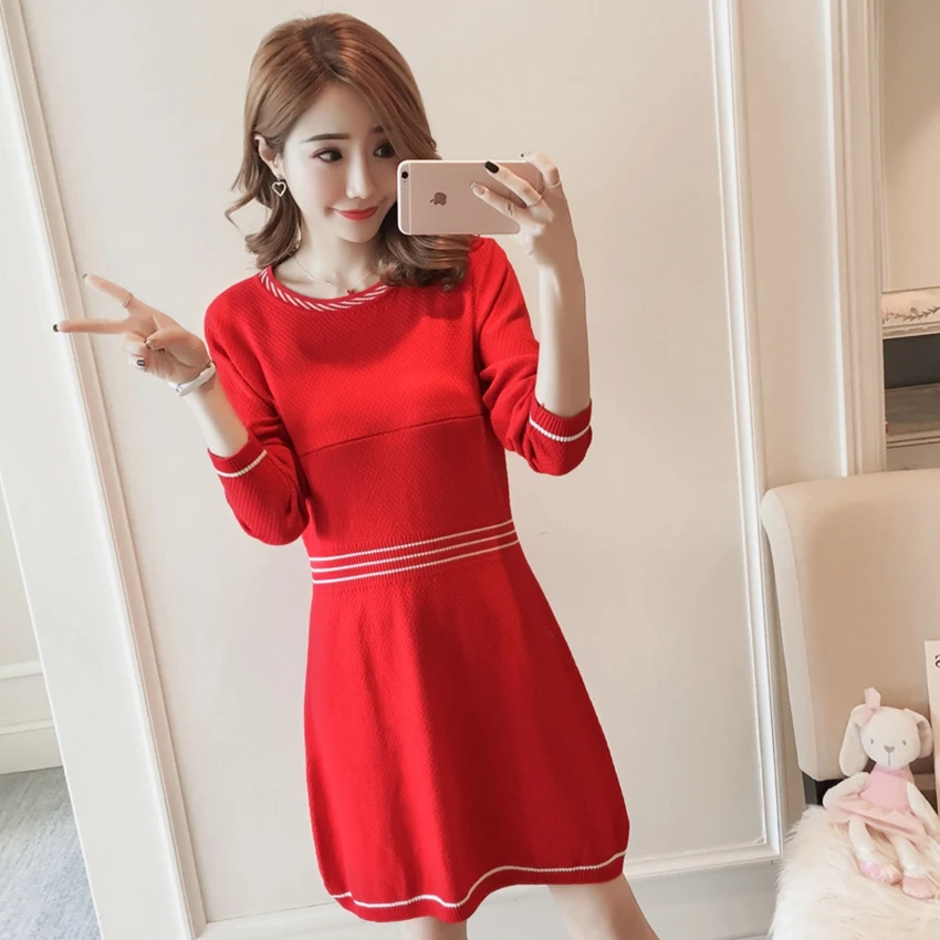 New autumn and winter sweater breastfeeding dress Korean version of the loose wild knit long section feeding sweater