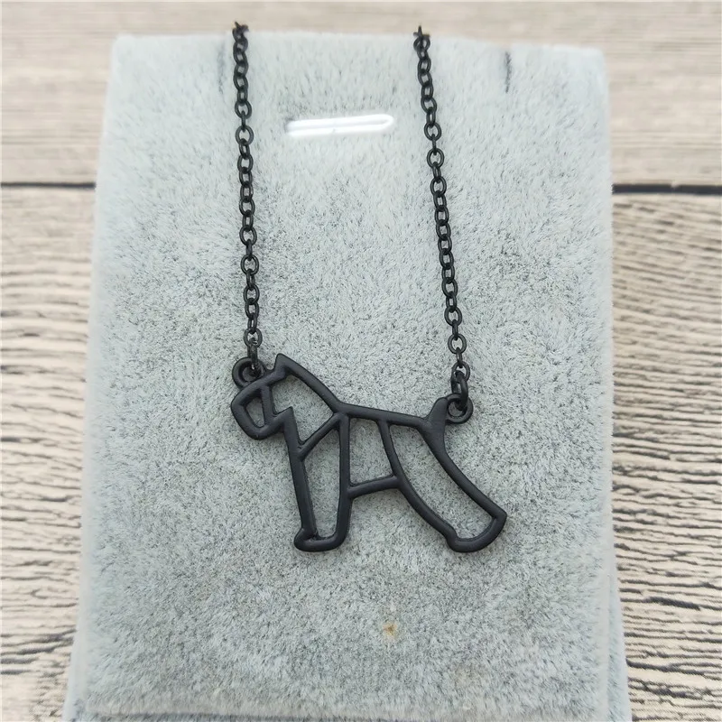 B9CDE83718C27A7B453407ECD91884B2