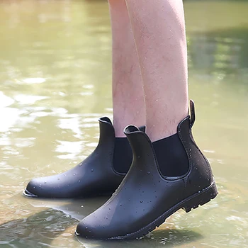 

Women Boots Autumn Winter Warm Low Heel Platform Black Short Ankle Boots New Soft Waterproof Leather Women Martin Rainboots