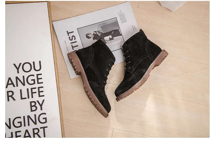 7403531317_446351068