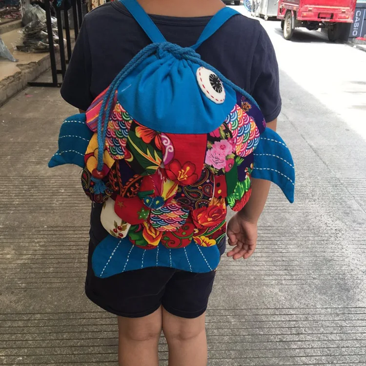 Nice national appliques children traveller backpacks!Hot Multi colorful fish girl&boy canvas backrack Versatile school backruck