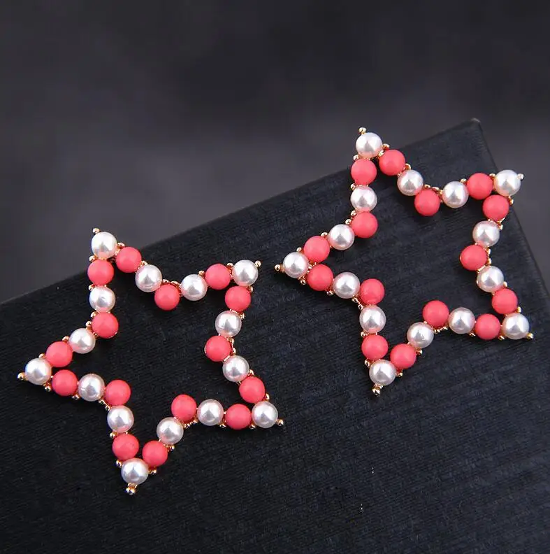 

2019 Fashion Korean Pearl Stud Earrings Golden Romantic Cute Colored Metal Star Earrings for Women Wedding Jewelry Wholesale