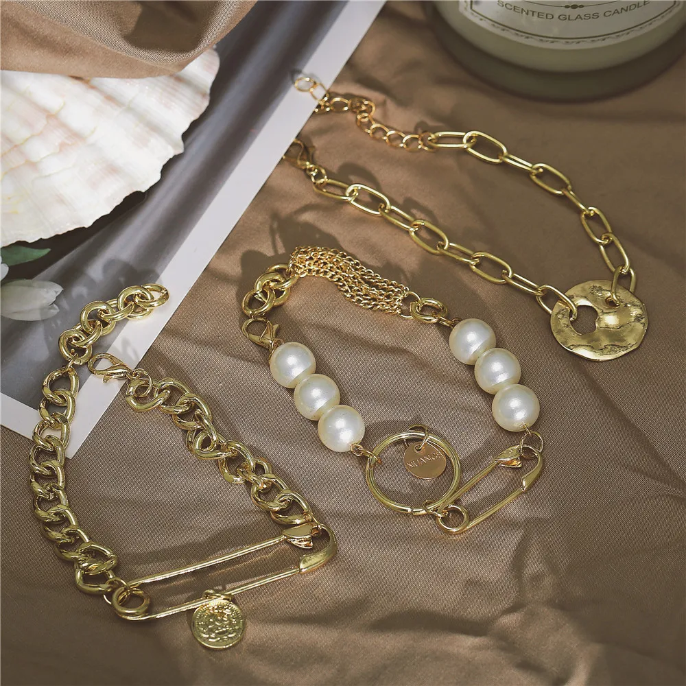 Vintage-Pearl-Bracelet-For-Women-2019-Korean-Female-Flower-Pearl-Bangles-Bracelet-Charms-Fashion-Couple