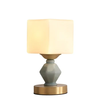 

Luminaria de mesa American Ceramic LED Table Lamp Nordic Warm Home Copper Bedroom Decoration Lights Glass Bedside Light Fixtures