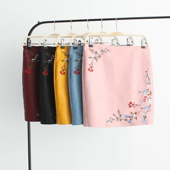 

2020 Women Fashion Vintage Floral Embroidery PU Leather Skirt Stylish Elegant Side Zipper Female Skirts Faldas Mujer