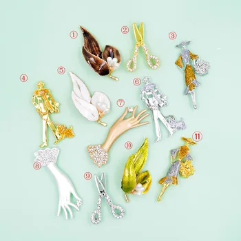 

CINDY XIANG One Set 11pcs For Wholesale Women And Men Enamel Brooches Puppy Scissors Pin Brooch Beautiful Hand Pin New 2020