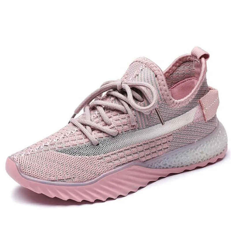 

Couple Sneakers Women Spring Summer Casual Shoes Breathable Mesh Flat Shoes Woman Basket Femme Shoes Tenis Feminino Mujer Yeezi