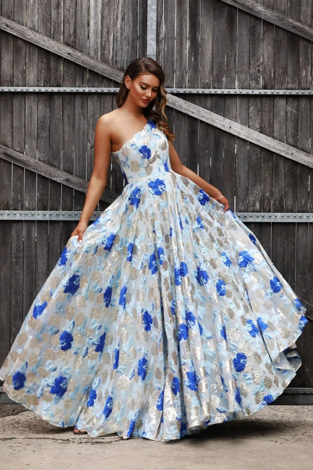 12357119170_2061676148