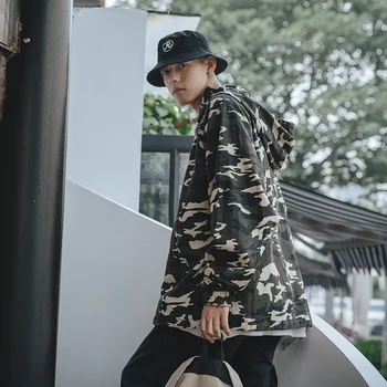

2020 New Men's Korean Trend Camouflage Hooded Jacket Student Loose Tide Brand Tooling Jacket Casual Sportswear
