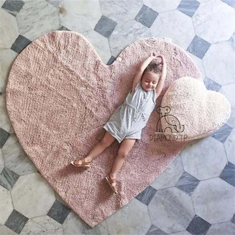 Heart-Shaped Cotton Girls Bedroom Rugs 120cm Baby Crawling Mat Children's Play Mat Nordic Home Decor Studio Photography Props