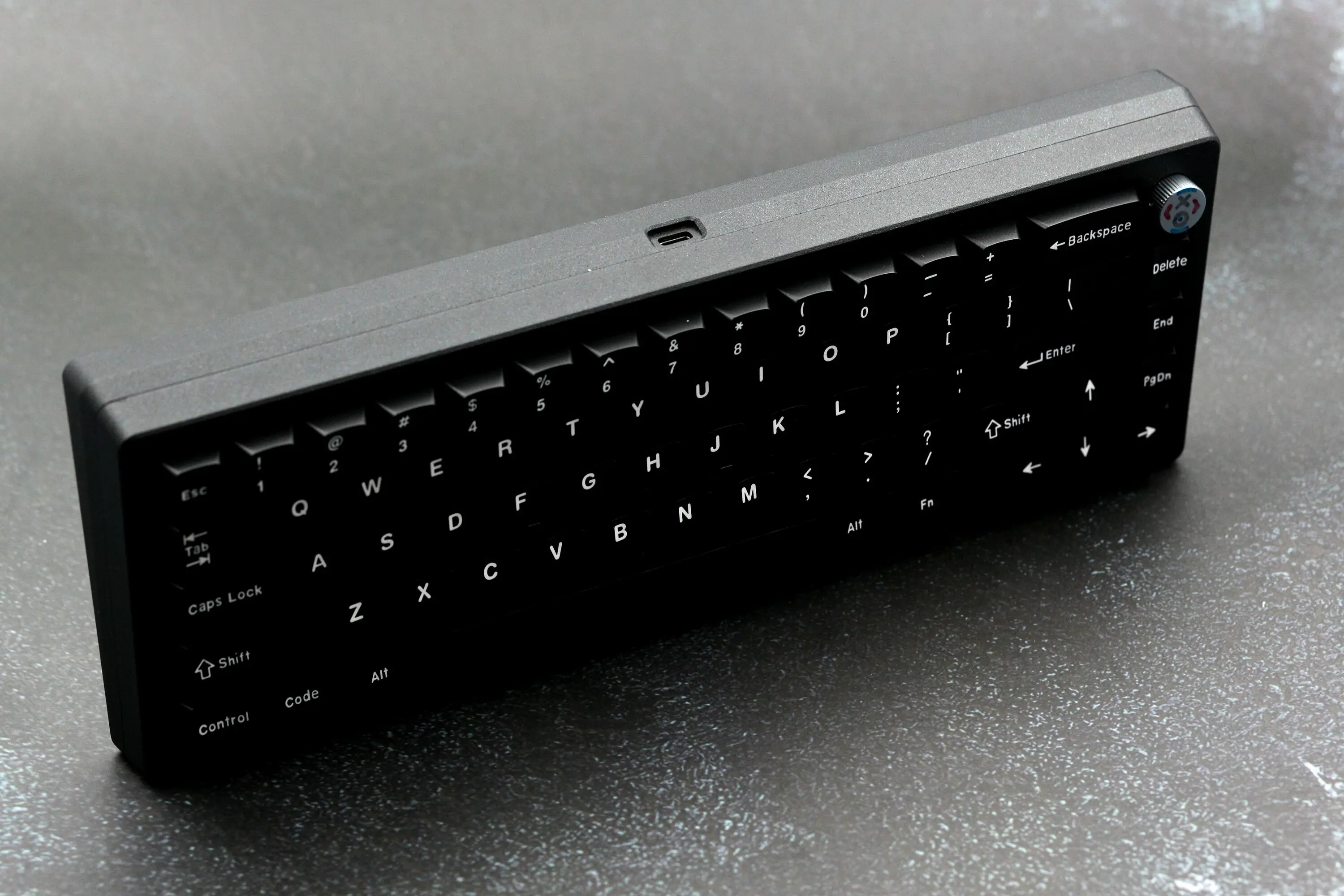 digite 7u barra de espaço para hhkb ue layout