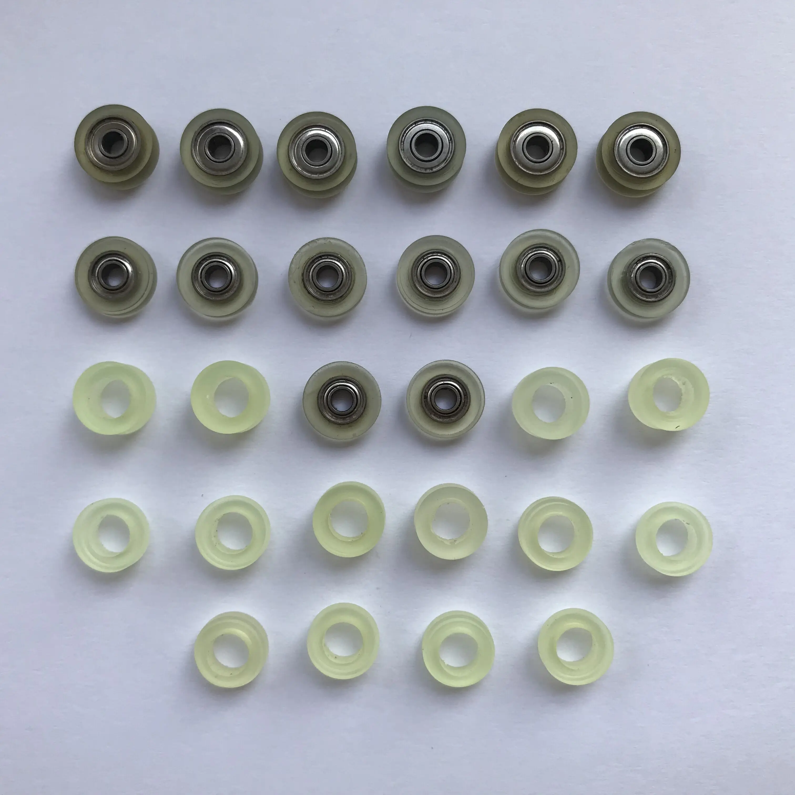 (28pcs/lot) Noritsu 135/240AFC-I / 135/240AFC-II negative carrier rubber wheel for S2/S4/HS-1800/HS1800  film scanners