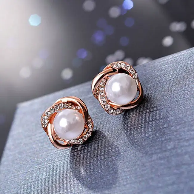 Fashion Jewelry Simulated Pearl Rhinestone clip on Earrings Cute Earrings For Women Shiny Crystal Wedding Ear Clip Jewelry ear clip earrings clip earrings ear clip ear accessories