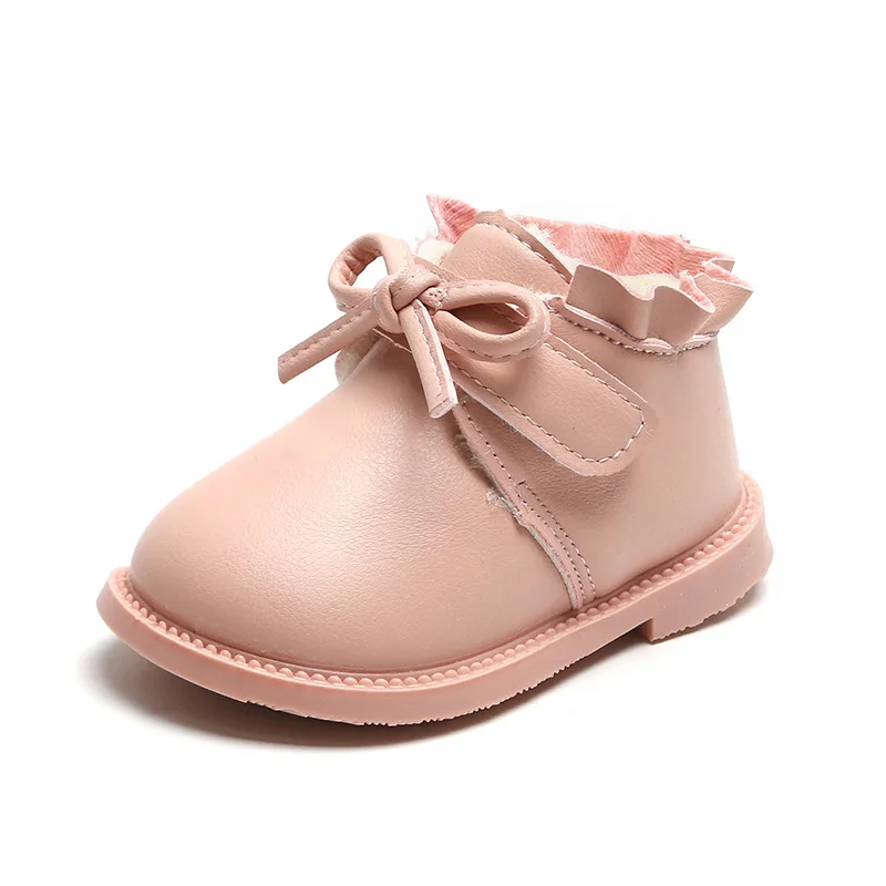 Ботинки для маленьких девочек; модная обувь; детская зимняя обувь для первых шагов; обувь для малышей; высокое качество; Новинка; плюшевая подкладка; теплая детская обувь с бантом на липучке