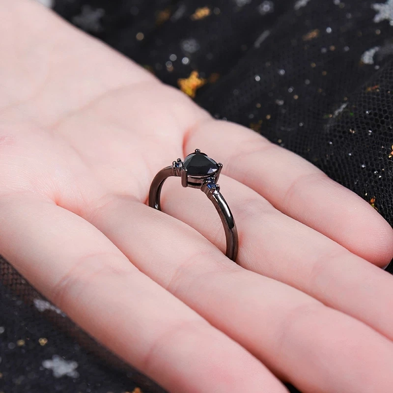 Wedding Rings Vintage Black Woman Rings Love Heart Charm Finger Ring Inlaid Zirconia Ring Women Wedding Engagement Jewelry Gift womens ring finger rings jewelry rings ring jewelry