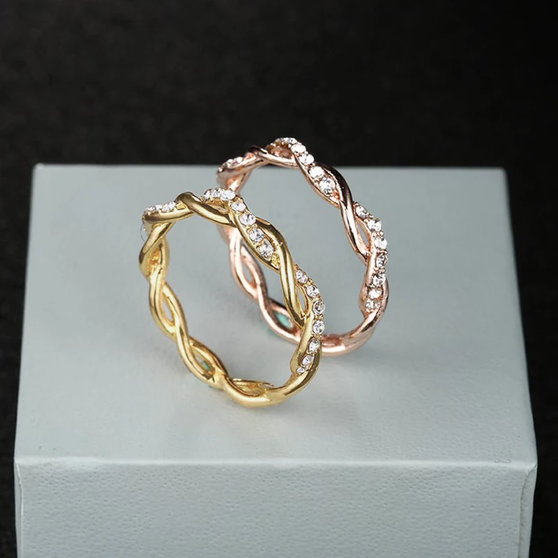 

Concise Design Twist Zircon Finger Ring For Women Romantic Valentine's Gift High Quality CZ Ring Wedding Jewelry Rings for Girls