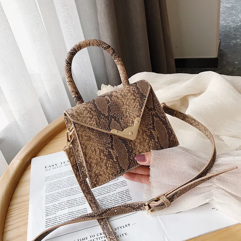 

2019 Summer New Style Europe And America Non-mainstream Design Small Mini Retro Animal Line Printed Snakeskin Handbag Bag