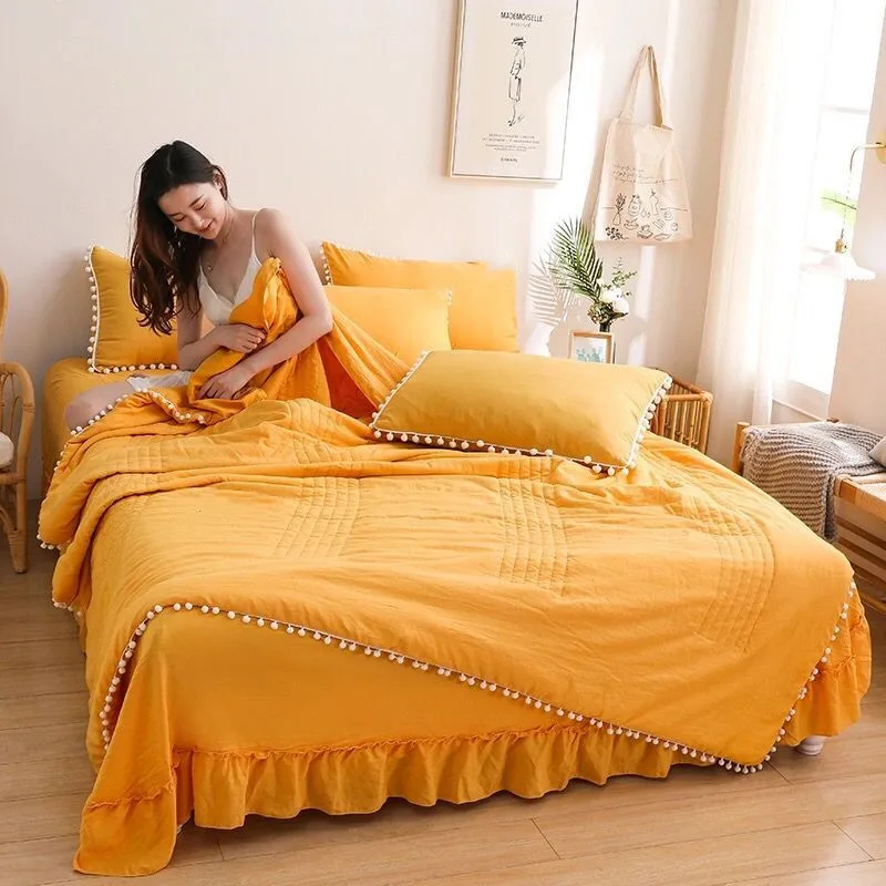 

2020 New bed quilt 1 pcs + pillowcase 2 pcs Summer cotton quilt air conditioner can be washed bed set 3 pcs lase bed cover