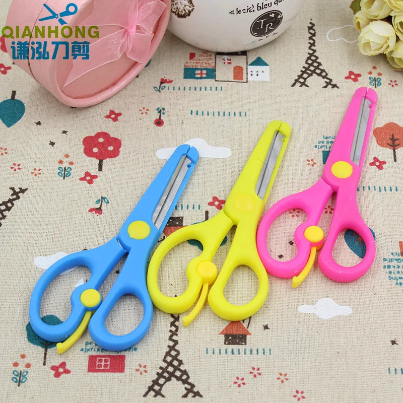 Children Safe Scissors Album Lace Scissors for Students CHILDREN'S Scissors Cartoon Anti-Pinch Elasticity Plastic Manual Scissor