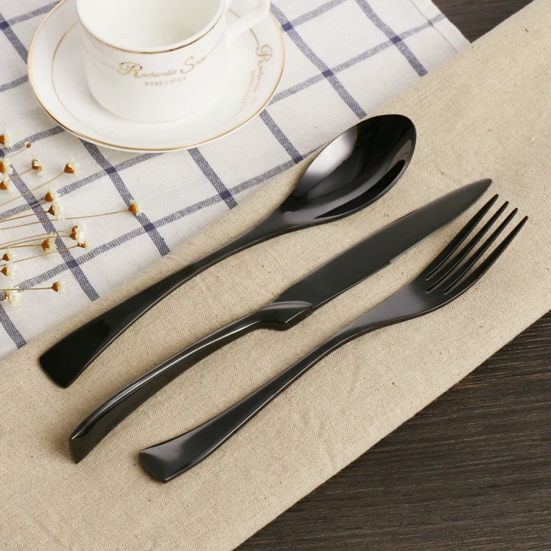 Black cutlery2