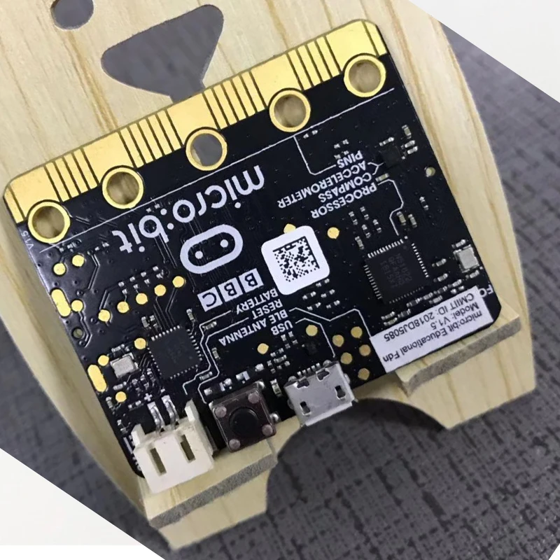 BBC micro: бит объемный микроконтроллер с Bluetooth, компас, светодиодный дисплей