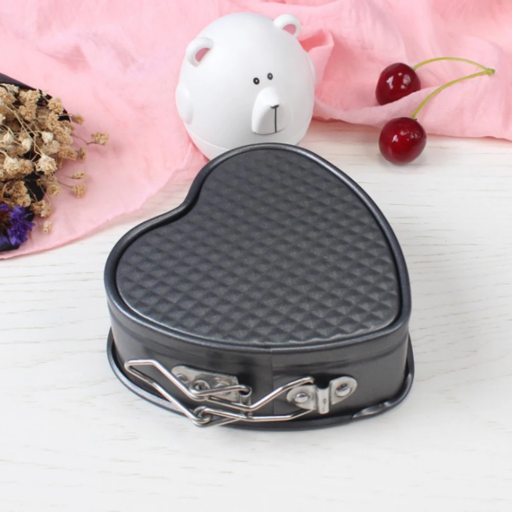 Heart-Shaped Stainless Cake Pan Tray Non Stick Bakeware With Buckle Baking Tools Cake Mold Bakery Kitchen Accessories Gadget