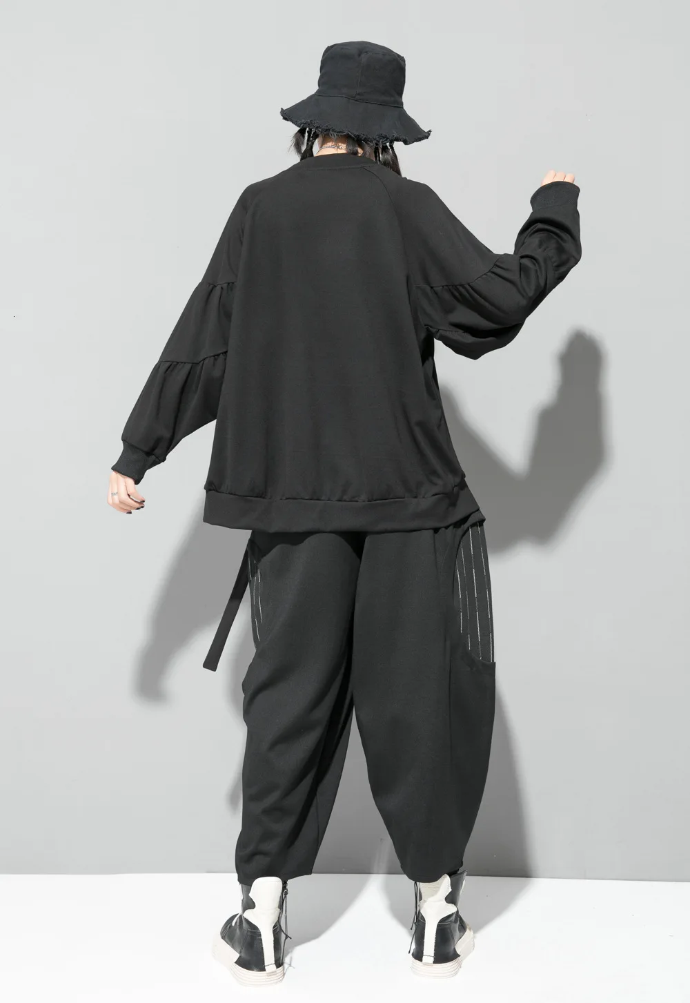 [DEAT] женский, черный Разделение совместное большой размер, свободного кроя, футболка для девочек, комплект из платья с круглым вырезом с длинными Фонари с длинными рукавами модные тенденции Демисезонный 1D736
