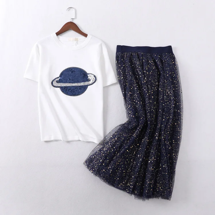 

A Generation of Sequin Embroidered Simple White T + Dream Starry Sky Gauze Long Skirts Two-Piece Set Entity