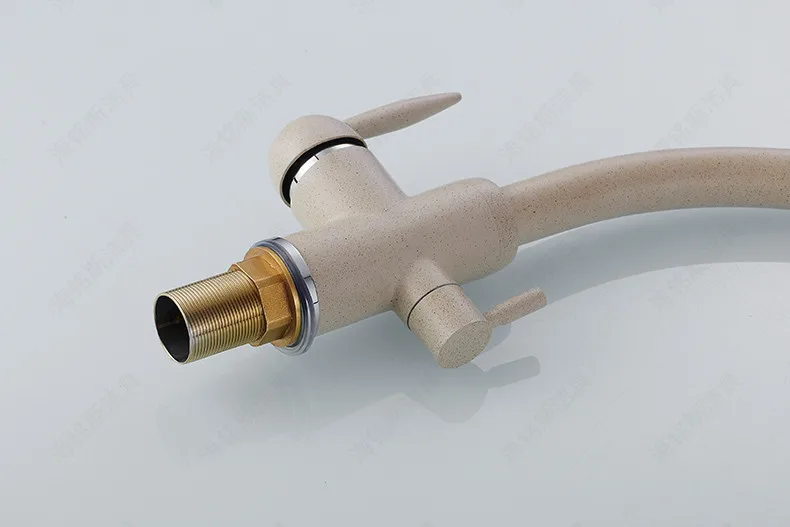 4511809784_471096822