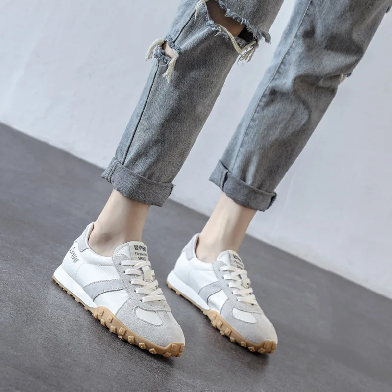 Spring/Autumn New Sneakers Women Soft Leather White Shoes Fashion Lace-Up Flats Shoes Woman Designer Sneakers High Quality