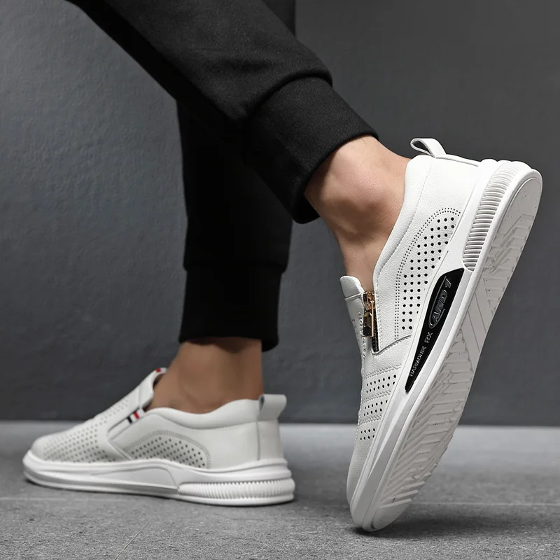 

.2020 Spring Summer New Men's Loafers Comfortable Flat Casual Shoes Men Breathable Slip-On Soft Leather Driving Shoes Moccasins