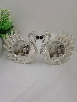 

High-End Pairs of White Swan Diamond Set Metal Photo Frame Gift Photo Frame picture frames wall photo frame